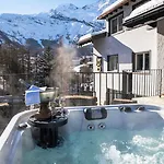 Boutique La Gorge ホテル