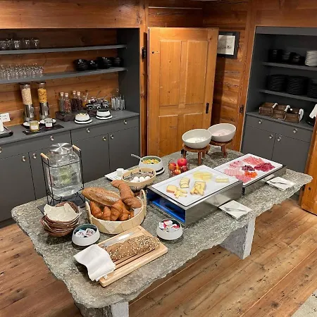 Boutique La Gorge מלון 3*