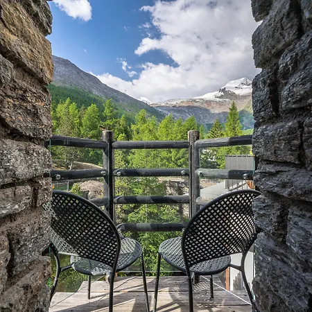 Hotel Boutique La Gorge 3*