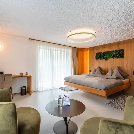 Boutique Hotel La Gorge 3*